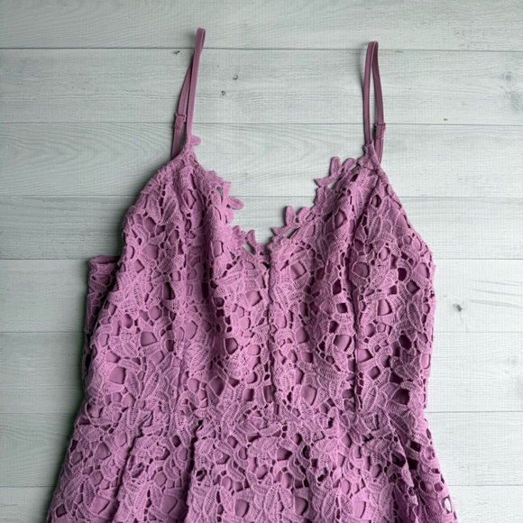 ASTR the Label Light Orchid Lace A-Line Midi Dress Size L - Picture 4 of 9